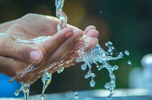 La purification d’eau : pourquoi l’envisager pour améliorer la qualité de l’eau ?